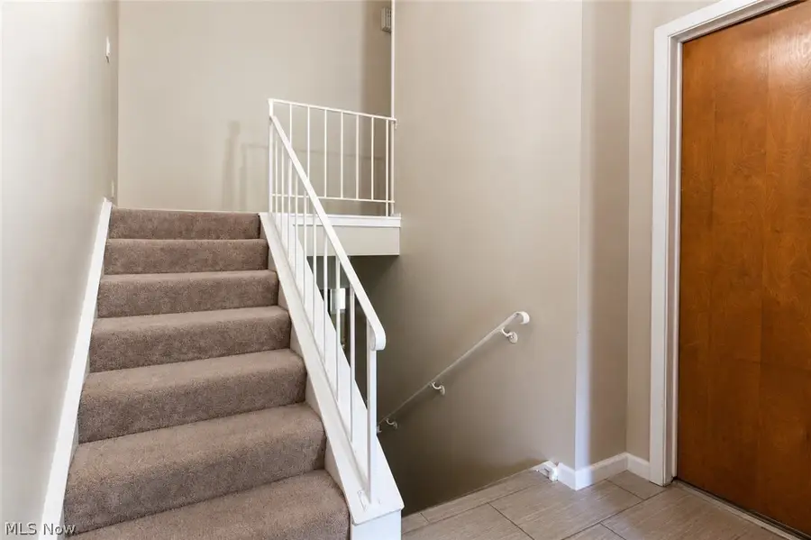 18251 Glencreek Lane, Strongsville, OH 44136 - #2
