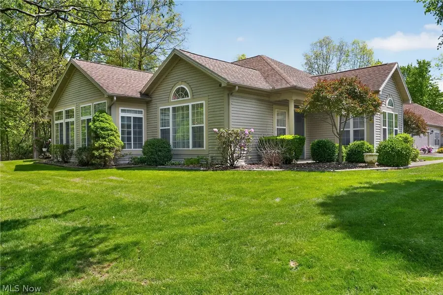 15 Hunters Woods Boulevard #B, Canfield, OH 44406 - #2