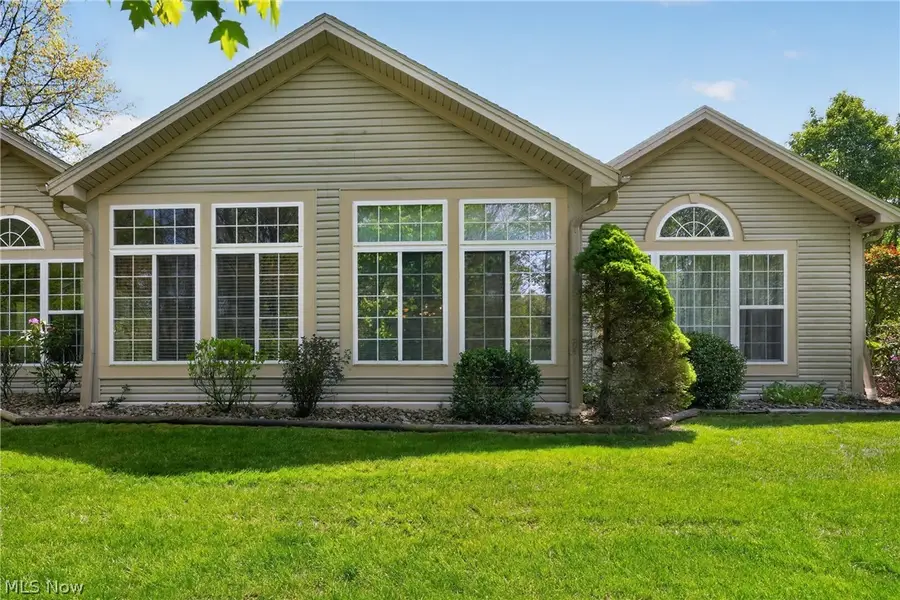 15 Hunters Woods Boulevard #B, Canfield, OH 44406 - #3