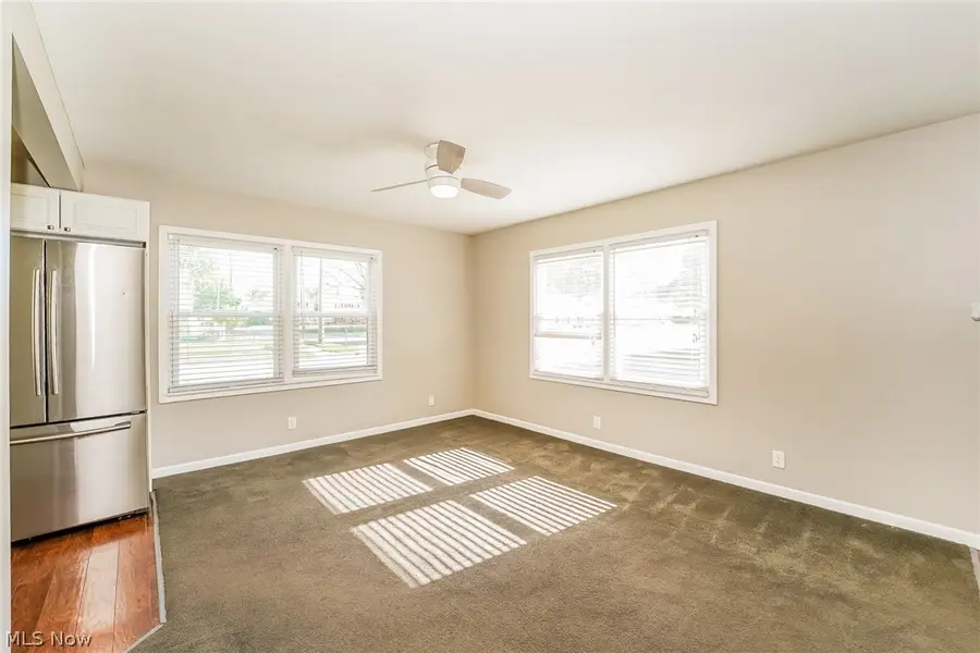 2910 Elmwood Street, Cuyahoga Falls, OH 44221 - #3