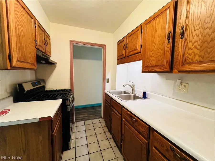 2135 Parkman Nw Road, Warren, OH 44485 - #3