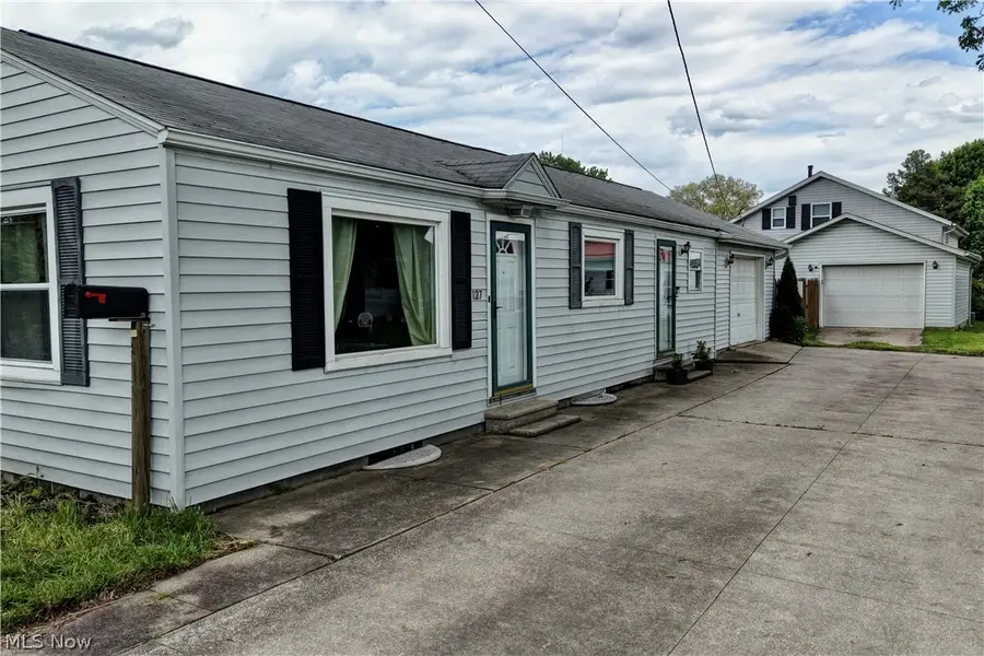 127 SW 7th Sw Drive, New Philadelphia, OH 44663 - #3