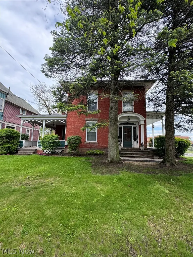 428 West Avenue, Elyria, OH 44035 - #2