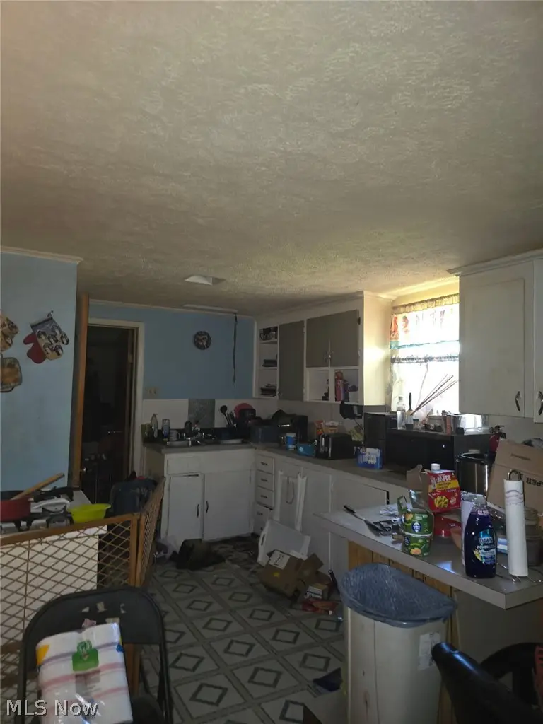 355 E Oregon Avenue, Sebring, OH 44672 - #2