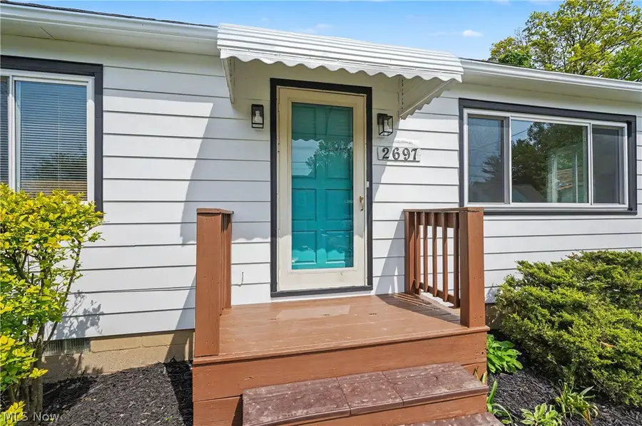 2697 8th Street, Cuyahoga Falls, OH 44221 - #3