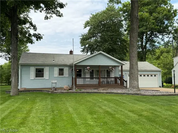 5851 Louise Nw Avenue, Warren, OH 44483