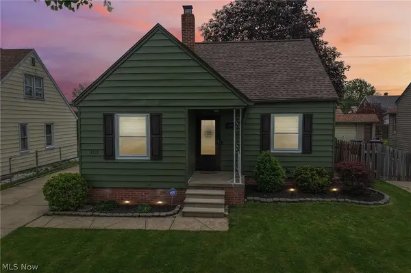 4319 Rockland Drive, Brooklyn, OH 44144