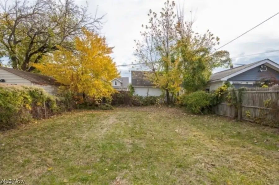 2219 Hood Avenue, Cleveland, OH 44109 - #3