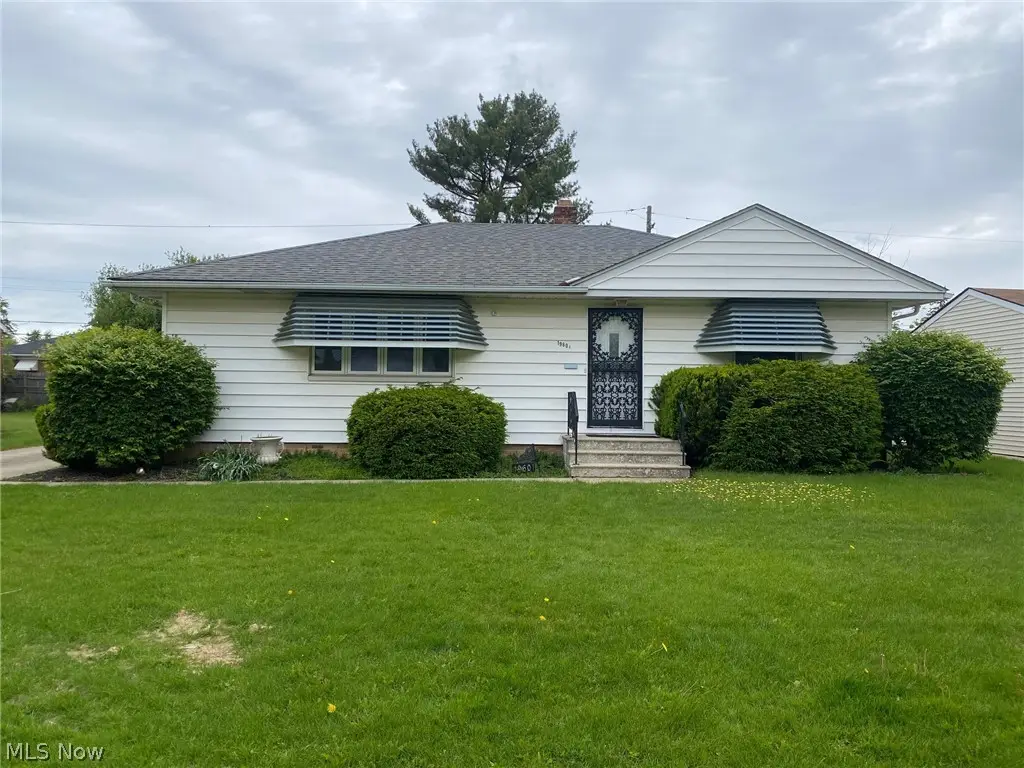 19601 Mayfair Lane, Warrensville Heights, OH 44128 - #1