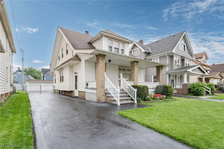 4512 Alpha Avenue, Cleveland, OH 44105 - #2