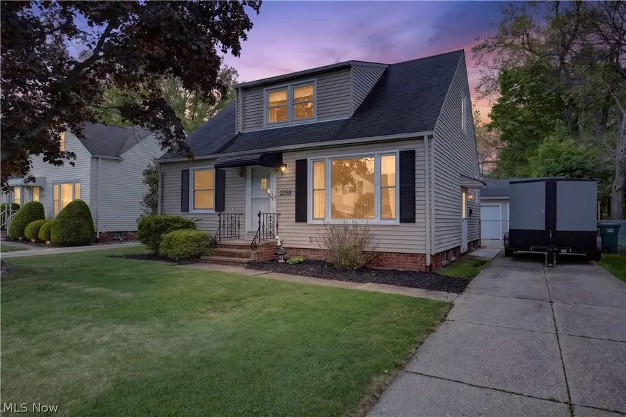 2258 E 290th Street, Wickliffe, OH 44092 - #3