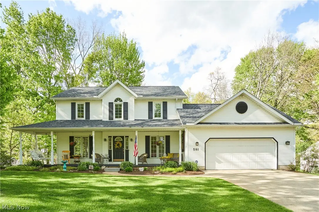 581 Woodhaven Drive, Uniontown, OH 44685 - #1