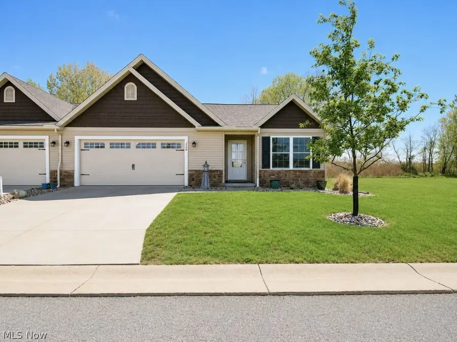 338 Nautical Way, Fairport Harbor, OH 44077 - #2