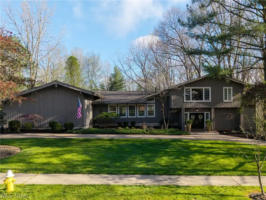 631 Rocky Hollow Drive, Akron, OH 44313 - #2