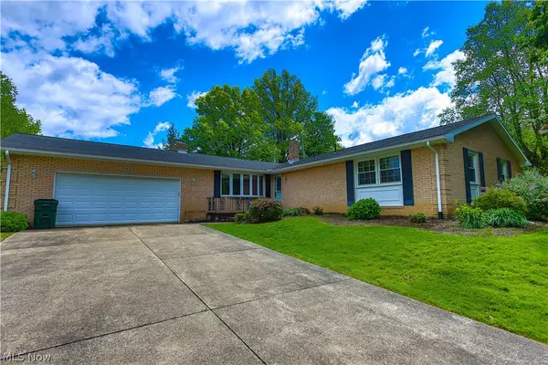 1740 Washington Boulevard, Louisville, OH 44641