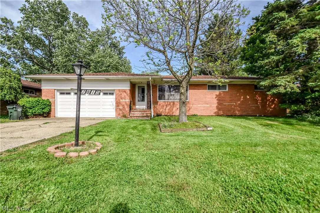 7815 Parmaview Lane, Parma, OH 44134 - #1