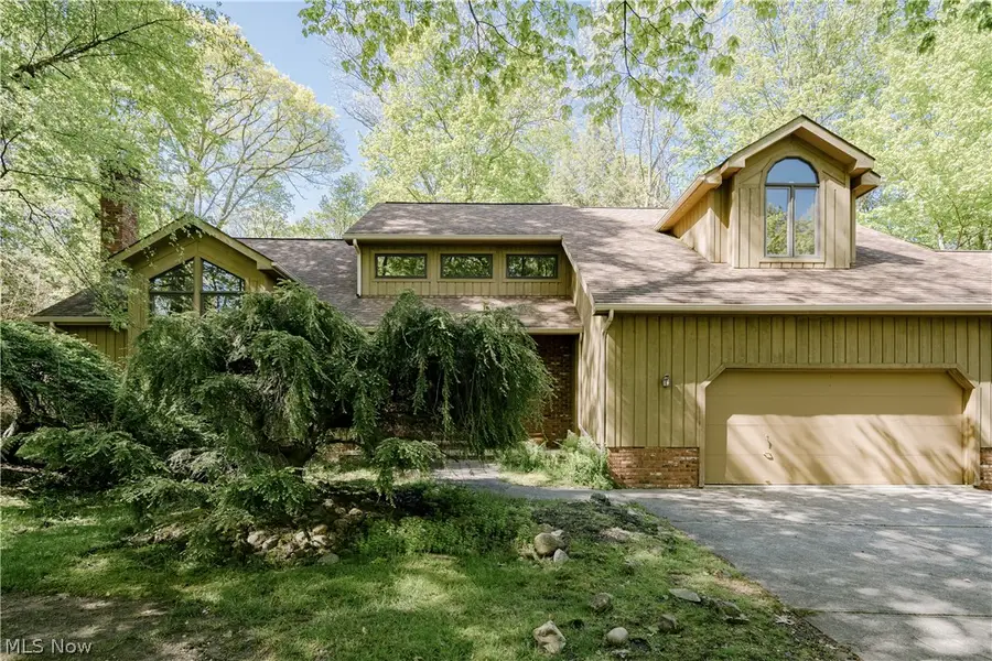 33475 Miles Road, Moreland Hills, OH 44022 - #2