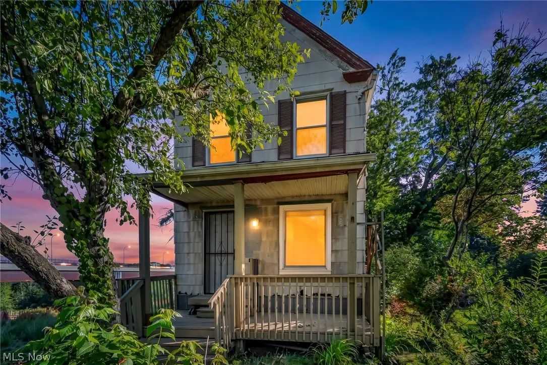 357 N Adams Street, Akron, OH 44304 - #1