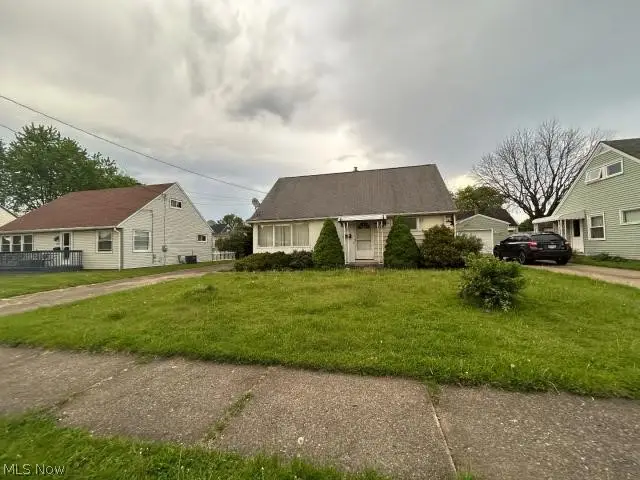 1226 Valleyview Sw Avenue, Canton, OH 44710 - #2