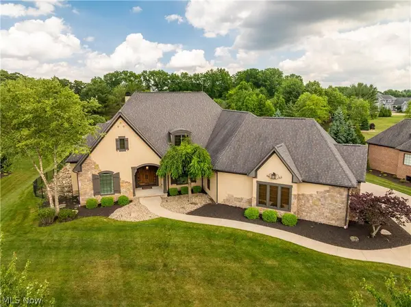 7912 Greenwich Nw Boulevard, Massillon, OH 44646