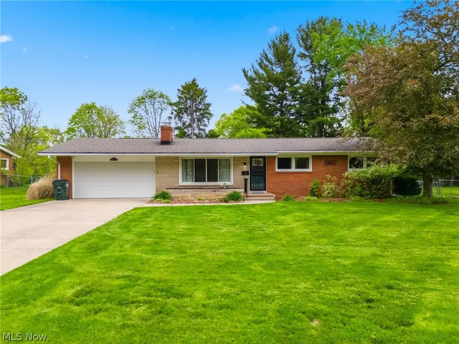 910 Marquardt Nw Avenue, North Canton, OH 44720 - #2
