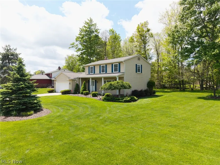 8152 Twin Oaks Drive, Broadview Heights, OH 44147 - #3