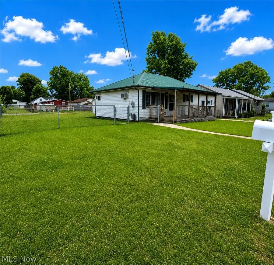 2411 Fairfax Street, Parkersburg, WV 26101 - #2