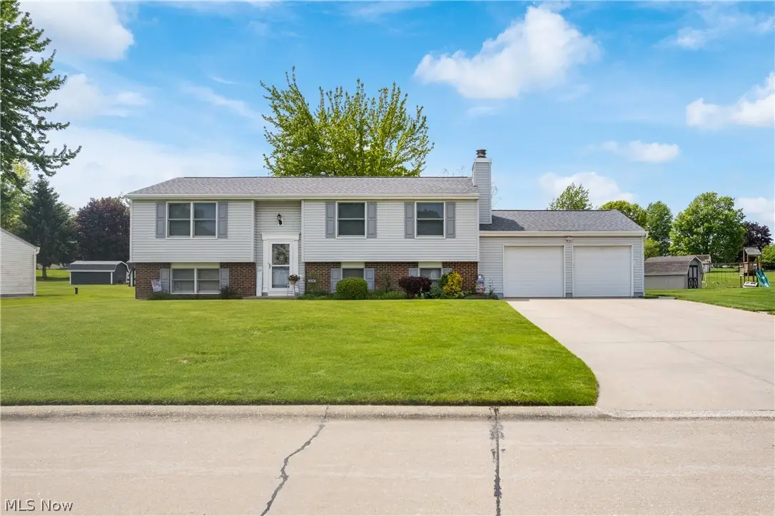 4506 Honeysuckle Drive, North Canton, OH 44720 - #1