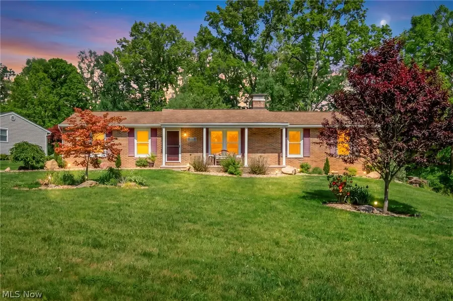 8194 Overwood Nw Avenue, North Canton, OH 44720 - #2