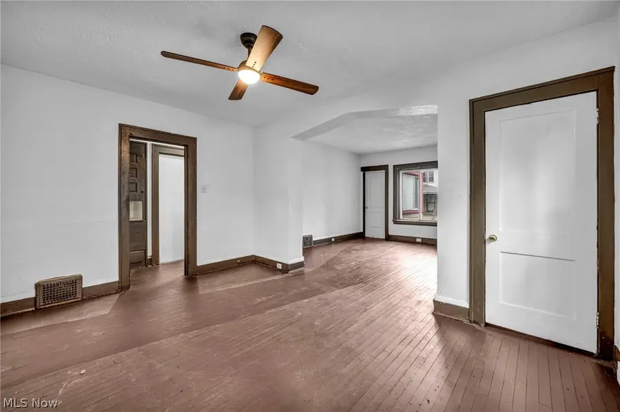 14410 Northfield Avenue, East Cleveland, OH 44112 - #3