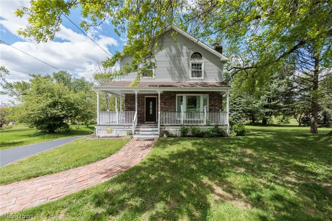1984 W Turkeyfoot Lake Road, Barberton, OH 44203 - #1