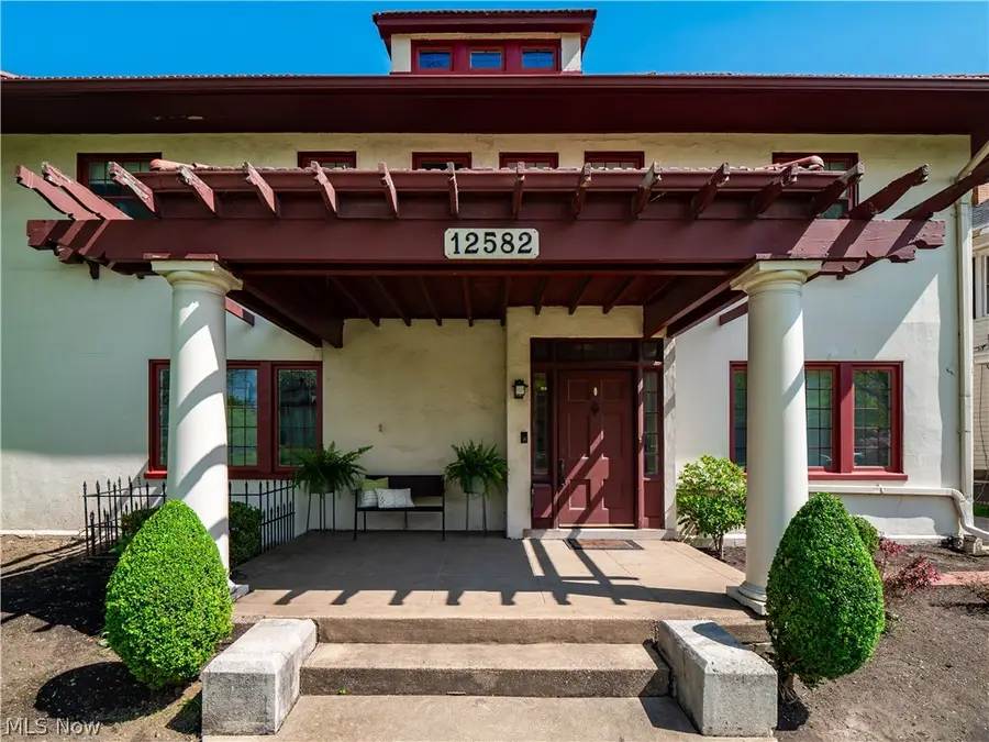 12582 Clifton Boulevard, Lakewood, OH 44107 - #2