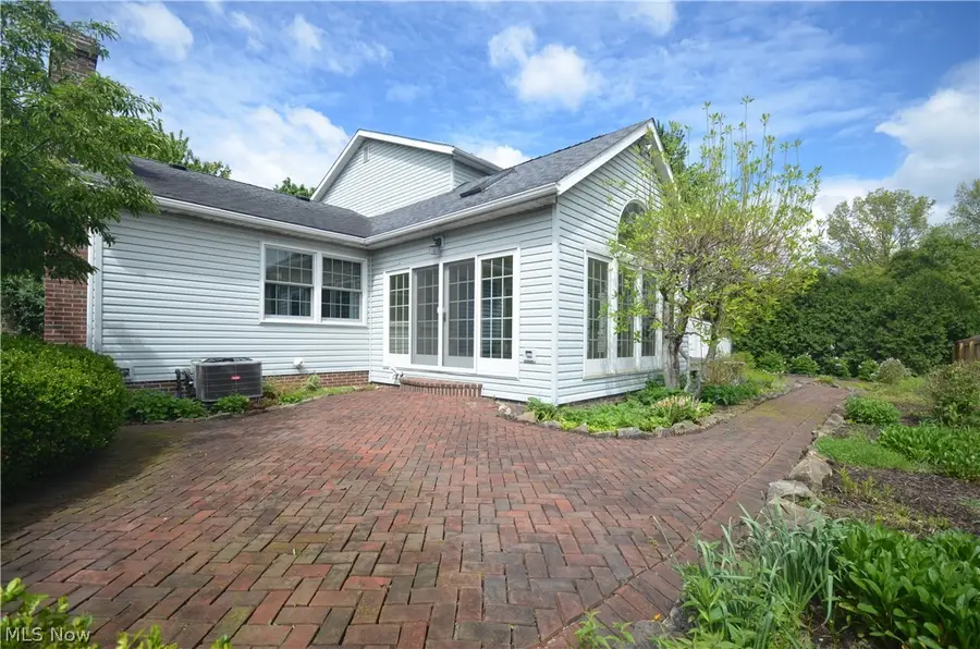 487 Dunbar Road, Tallmadge, OH 44278 - #3