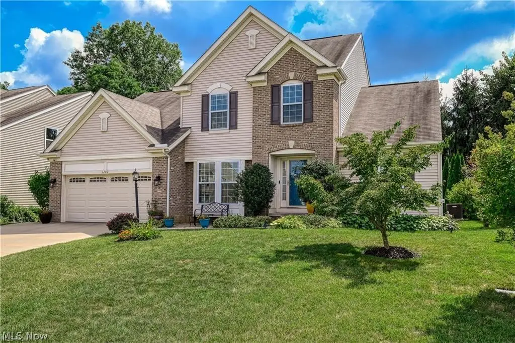 1242 Bexley Circle, Akron, OH 44312 - #1