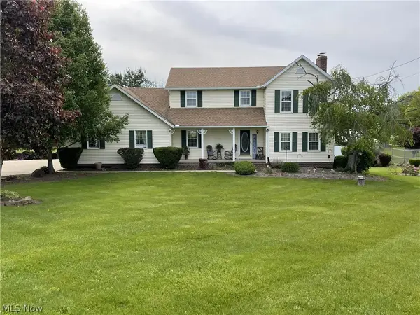 4325 Kemary Sw Avenue, Navarre, OH 44662