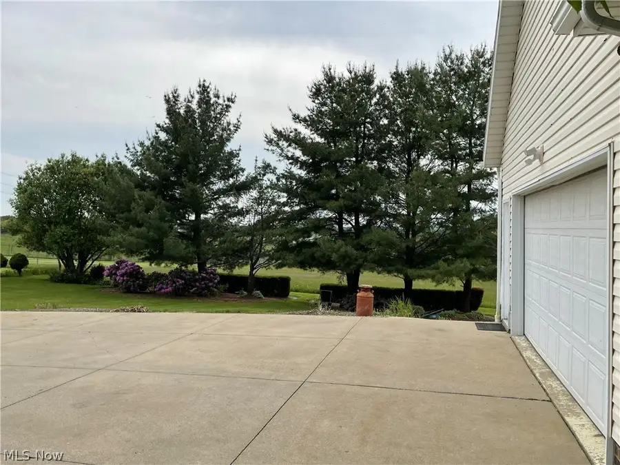4325 Kemary Sw Avenue, Navarre, OH 44662 - #2