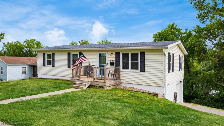 948 N Moorewood Drive, Zanesville, OH 43701 - #3