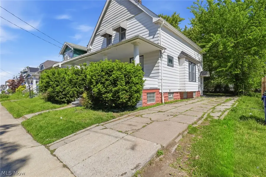 13913 Chapelside Avenue, Cleveland, OH 44120 - #2