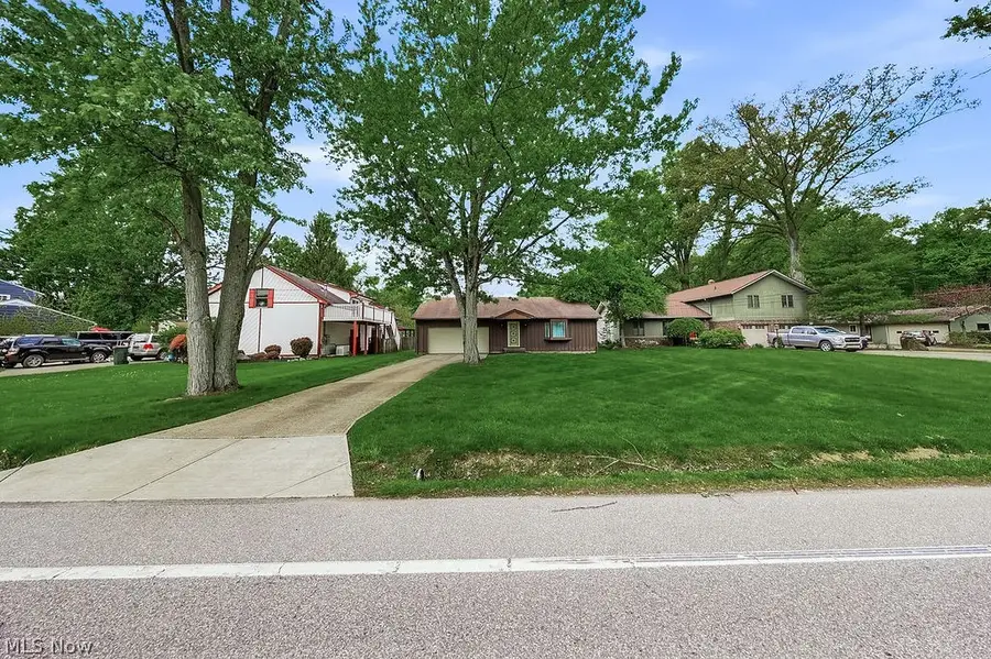 5770 Bradley Road, North Olmsted, OH 44070 - #2