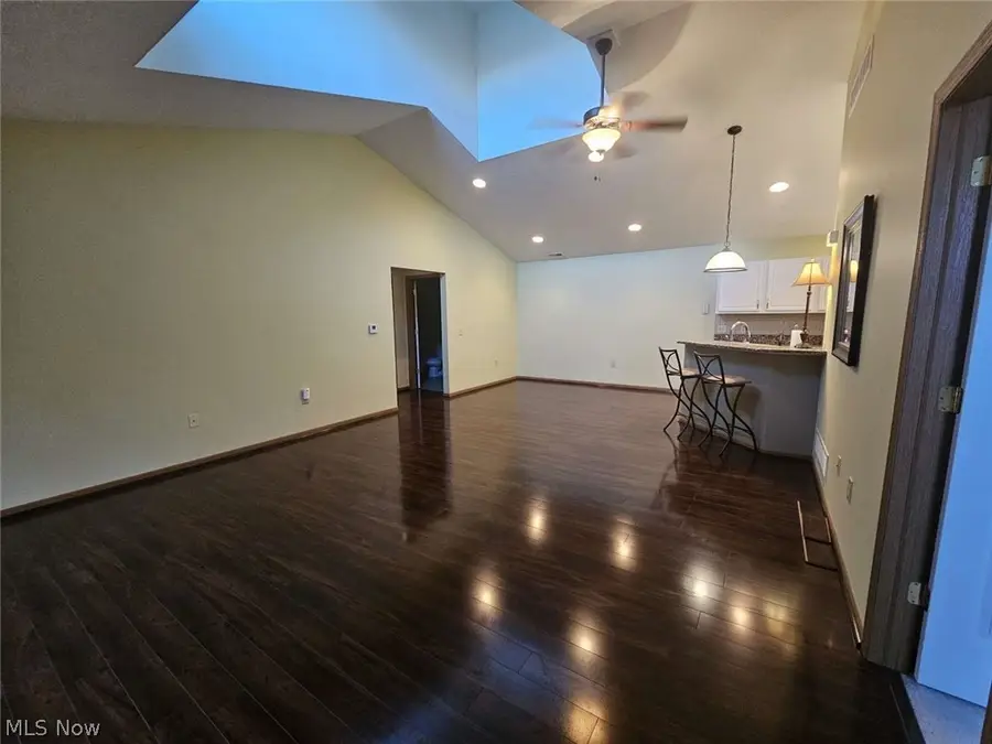 1210 Pebble Chase Ne Circle, Massillon, OH 44646 - #3