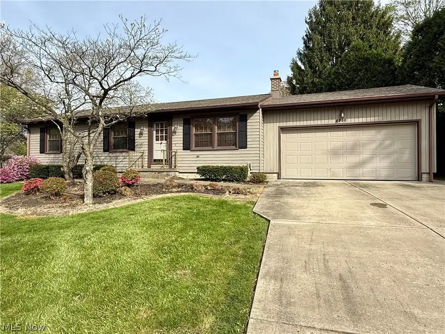 6099 Glenridge Road, Youngstown, OH 44512 - #2