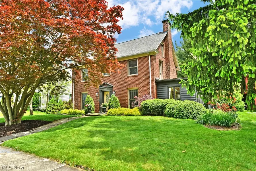 322 Genesee Ne Avenue, Warren, OH 44483 - #2