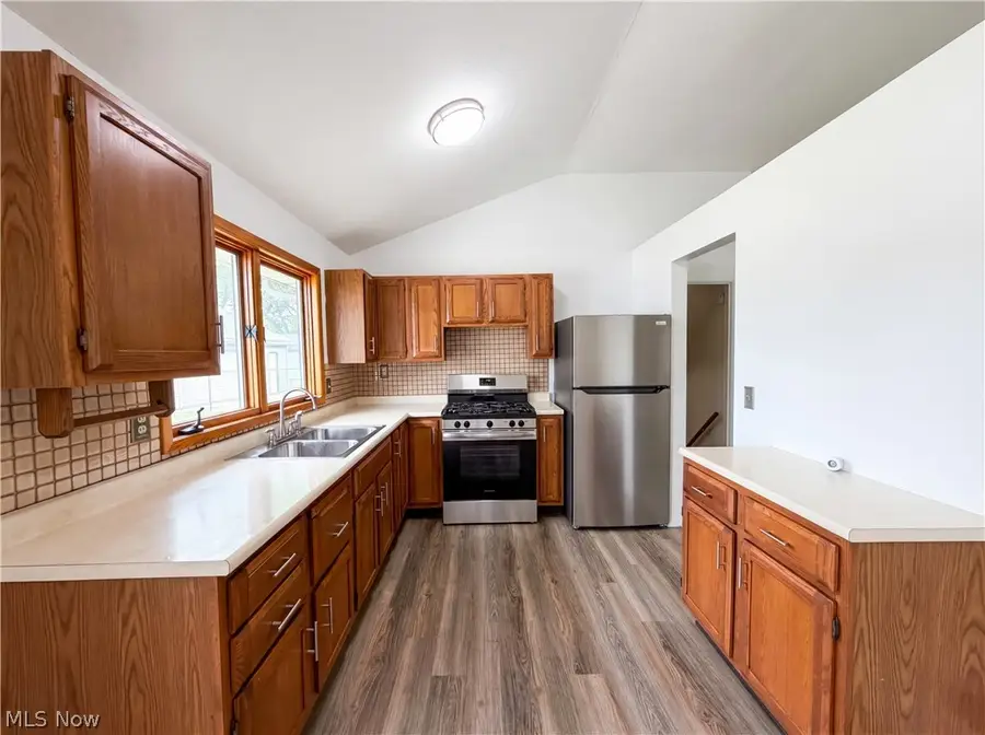 14122 Donald Drive, Brook Park, OH 44142 - #2