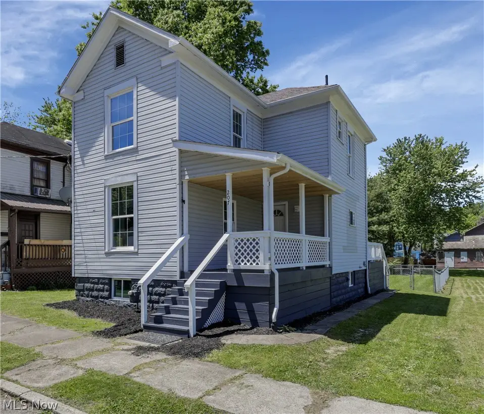 207 Columbia Street, Zanesville, OH 43701 - #1