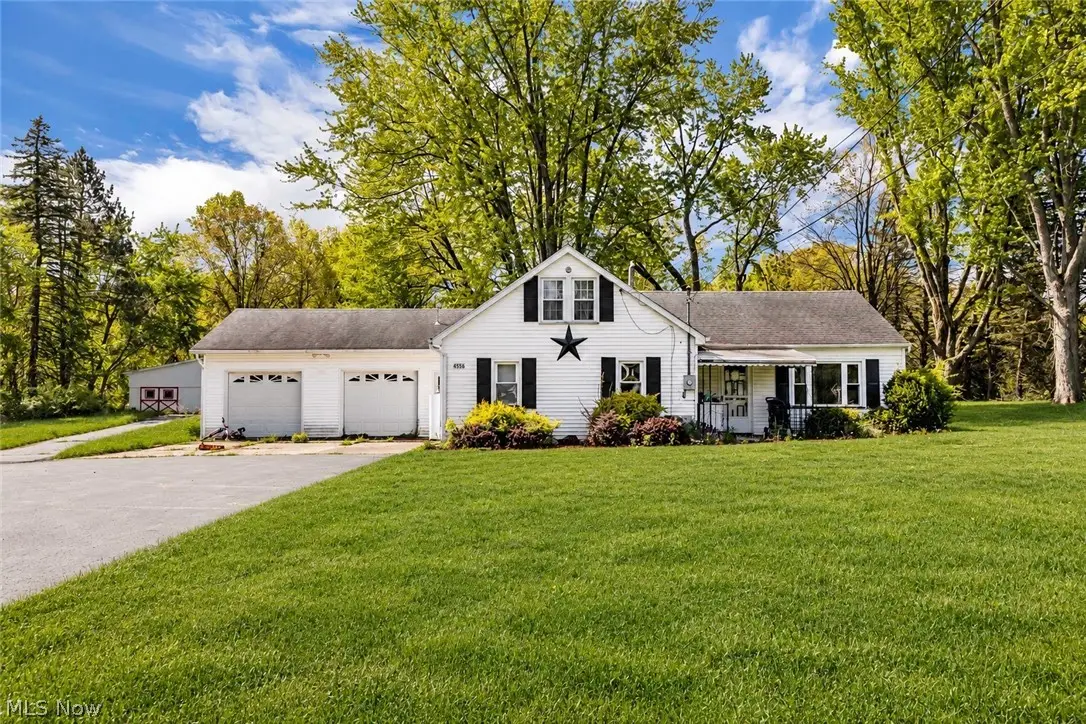 4556 Warren Sharon Road, Vienna, OH 44473 - #1