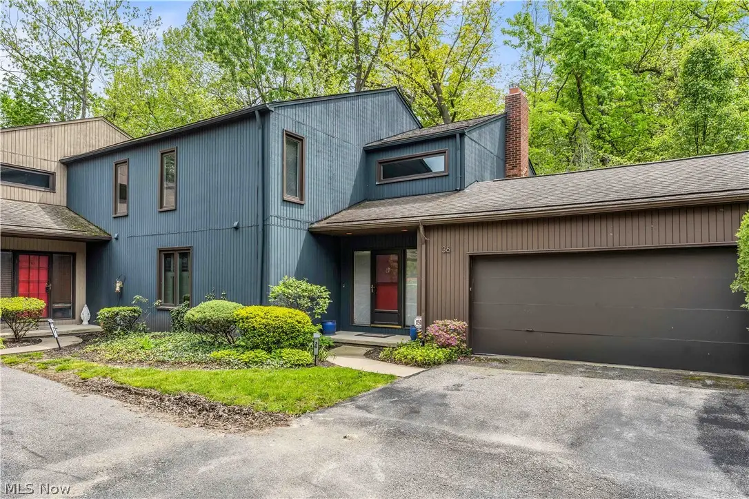 36 Oakshore Drive, Bratenahl, OH 44108 - #1