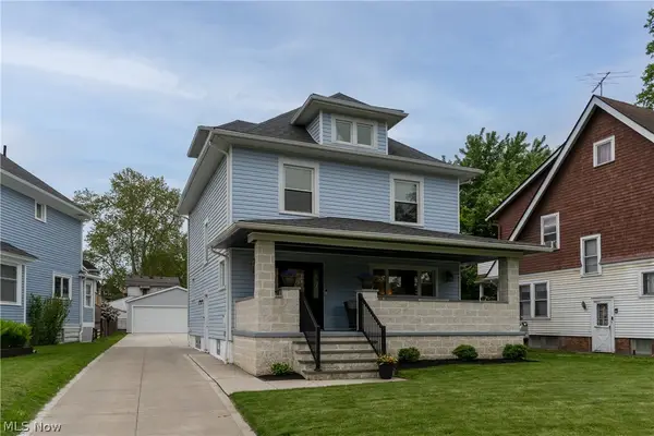 3880 Washington Park Boulevard, Newburgh Heights, OH 44105