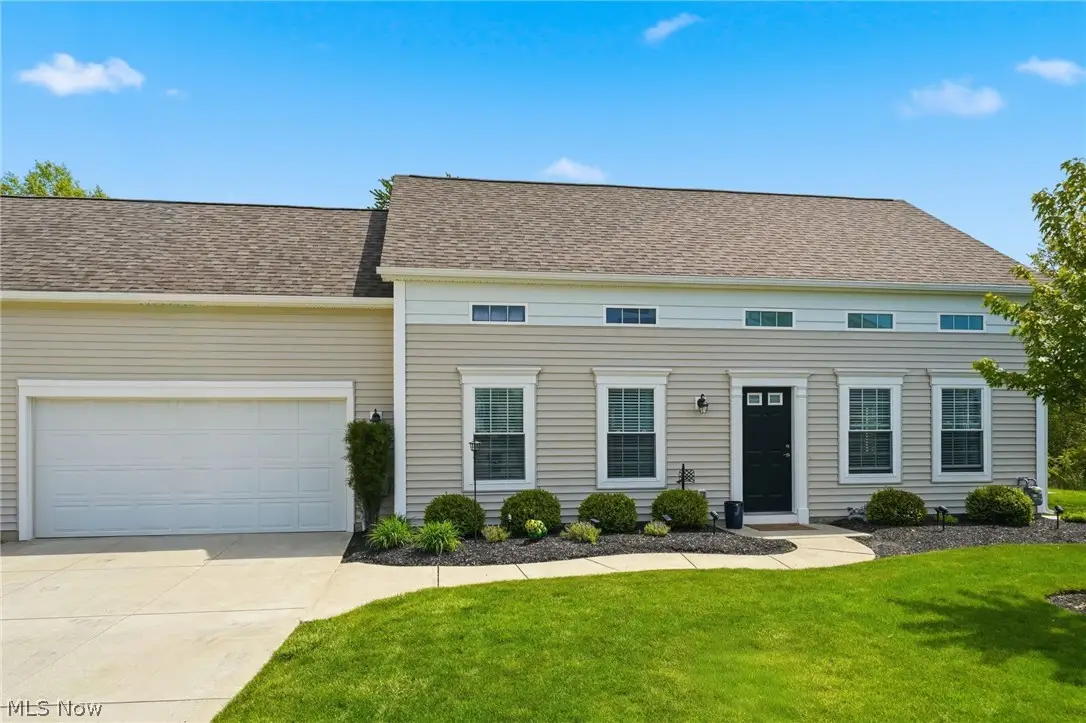 8704 Wakefield Run, North Ridgeville, OH 44039 - #1