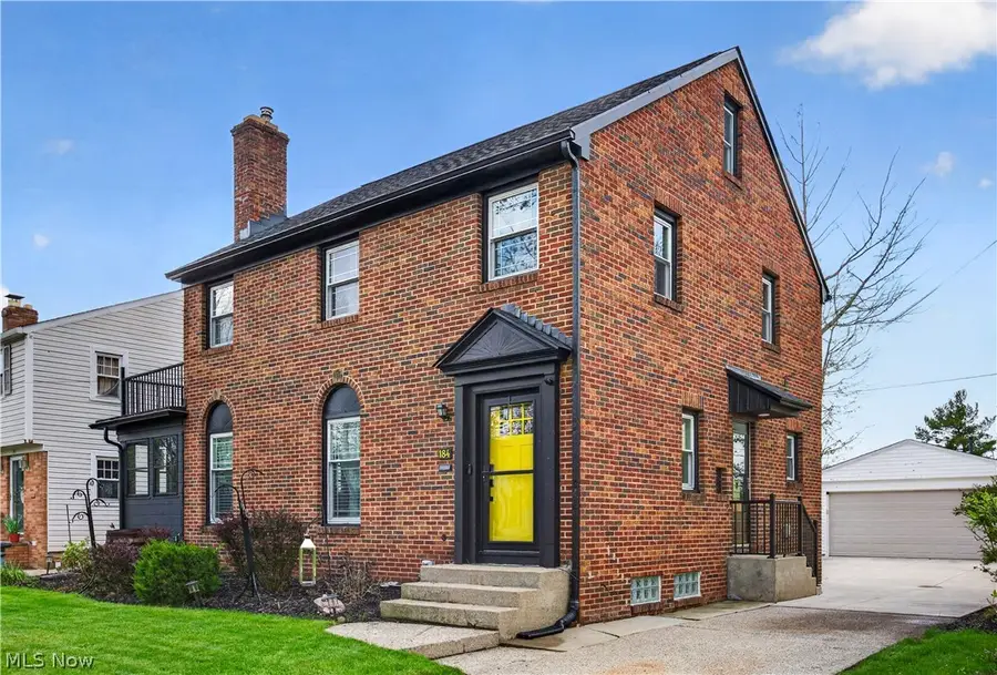 184 Woodrow Avenue, Bedford, OH 44146 - #2