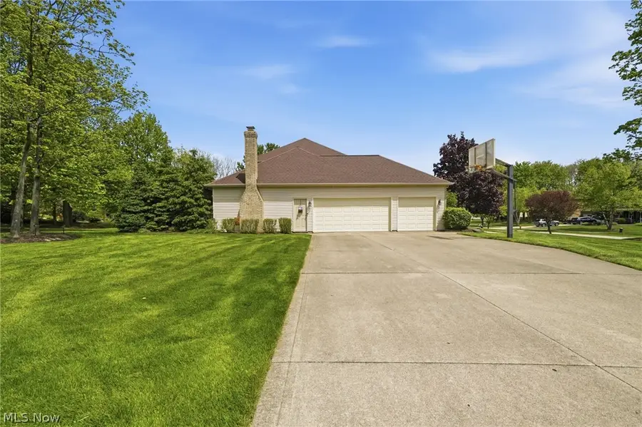 9936 Tamarack Trail, Brecksville, OH 44141 - #2